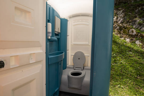 Portable Toilet Options We Offer in Alexandria Bay, NY